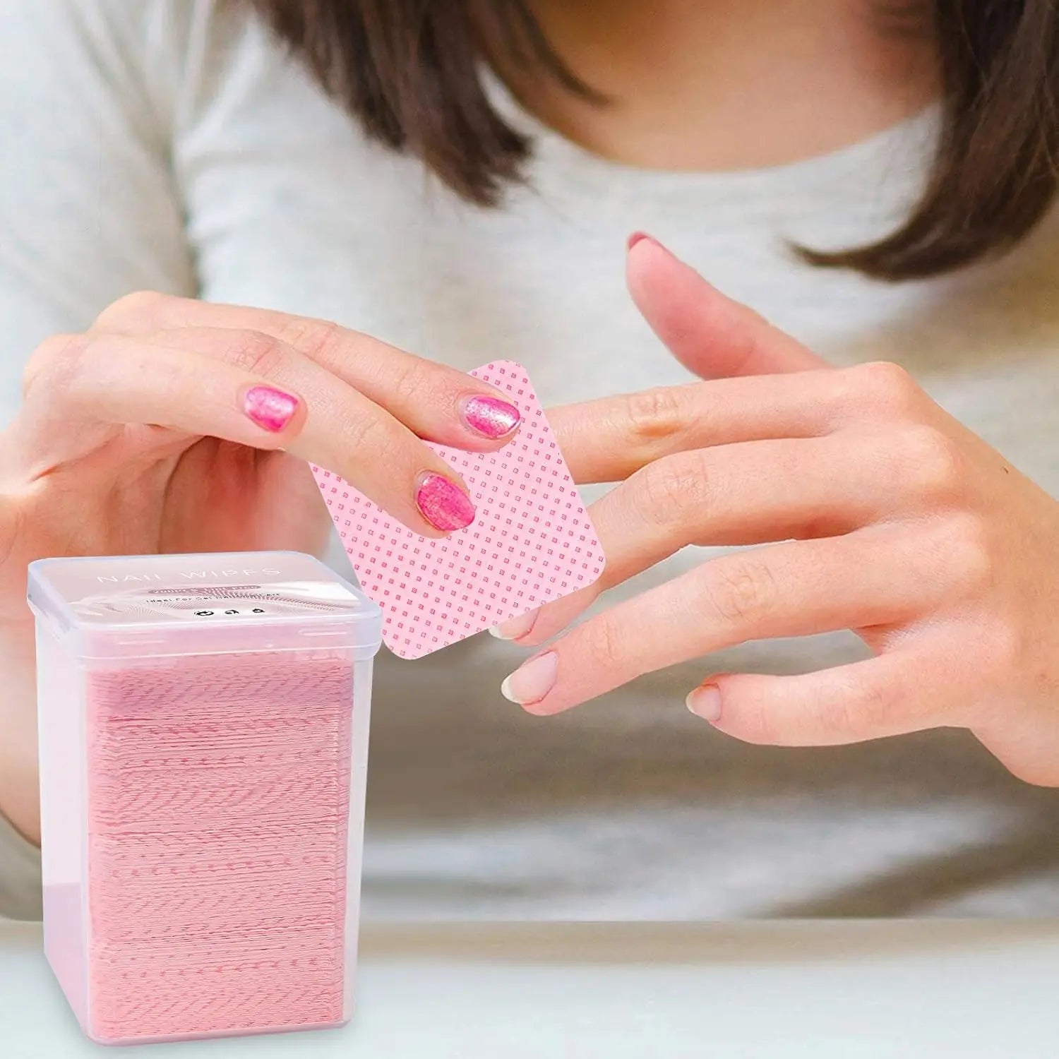 200PCS Lint-Free Nail Wipes - Streak-Free Cotton Pads for Eyelash Glue Bottle Cleaning & Makeup Tool Degreasing (Salon Grade)